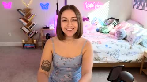 Katie Verona online show from February 7, 9:37 pm