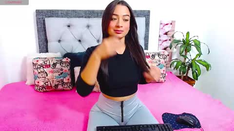 Follow Instagram katikloving online show from December 20, 2:43 pm