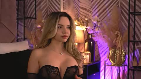 KatJolie online show from March 10, 1:31 am