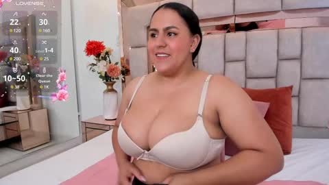 Katleya Lewiis online show from January 18, 12:15 pm