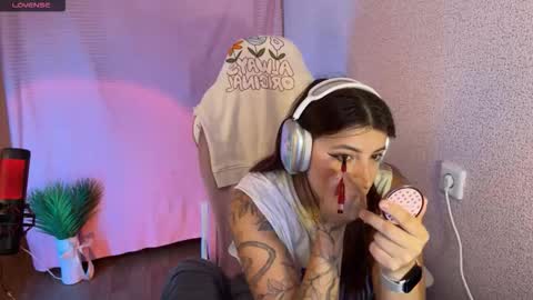 Snapshot of katrin_kristal chatting on September 30, 11:27 am   naked in pvt show 100 tk online show from September 30, 11:27 am