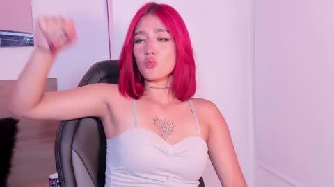 katta_martini_ online show from November 21, 2:52 pm