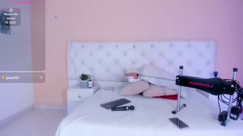 Snapshot of katte_landerr chatting on October 26, 1:17 pm Katte online show from October 26, 1:17 pm