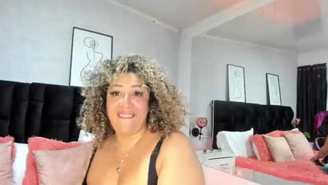 Snapshot of katti_barrera chatting on February 13, 11:28 am katti_barrera online show from February 13, 11:28 am