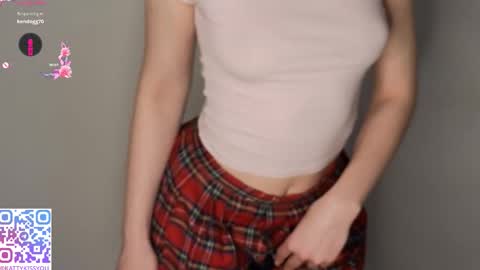 I dont know whats gonna happen today but my name is Katty and lets start being friends online show from September 18, 3:27 am