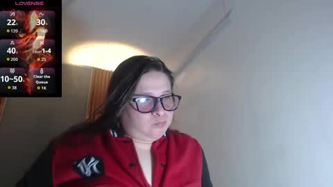 Snapshot of katty_findom_ chatting on October 5, 1:38 pm katty online show from October 5, 1:38 pm