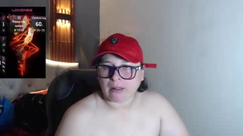 Snapshot of katty_findom_ chatting on October 28, 12:55 pm katty online show from October 28, 12:55 pm