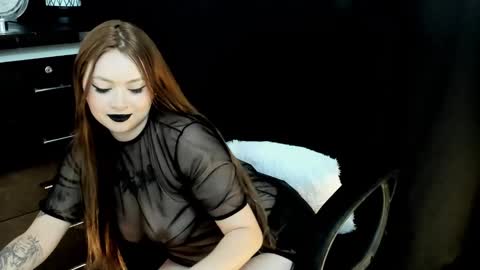 katty_foxx_ online show from December 21, 11:56 pm