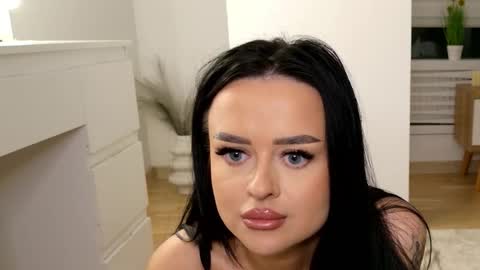 Katty Perry online show from March 14, 5:14 pm