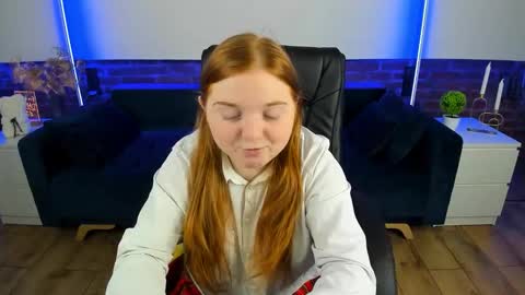 Snapshot of katty_rose8 chatting on September 29, 5:34 am Katty online show from September 29, 5:34 am