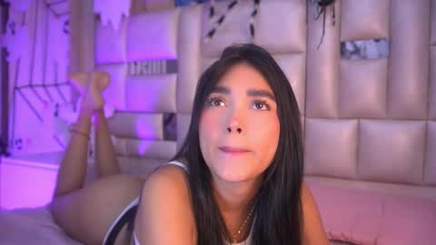 Snapshot of katy_rios_ chatting on October 28, 12:22 pm Katy online show from October 28, 12:22 pm