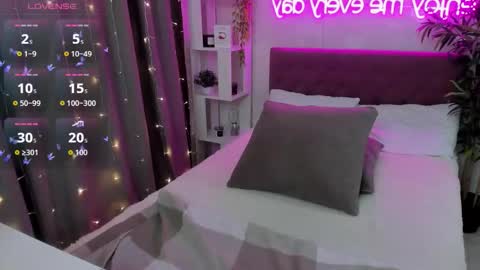 Snapshot of katyaneilson chatting on September 27, 3:58 am Kate online show from September 27, 3:58 am