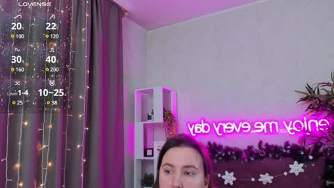 Snapshot of katyaneilson chatting on January 4, 6:30 am Kate online show from January 4, 6:30 am