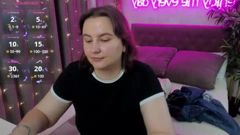 Snapshot of katyaneilson chatting on September 17, 3:04 am Kate online show from September 17, 3:04 am