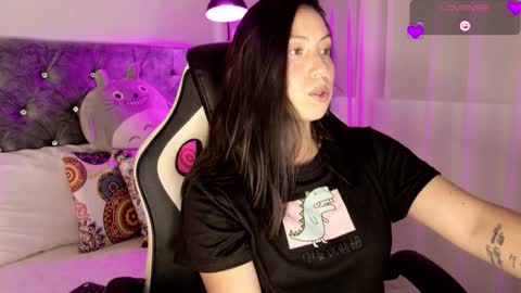 KATY online show from February 8, 9:29 pm