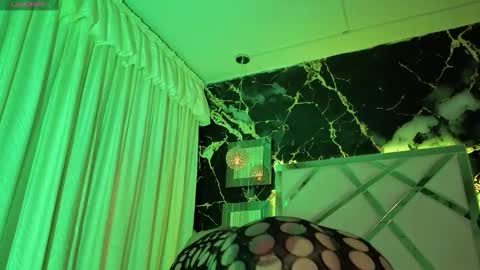 katy  online show from February 5, 12:08 pm