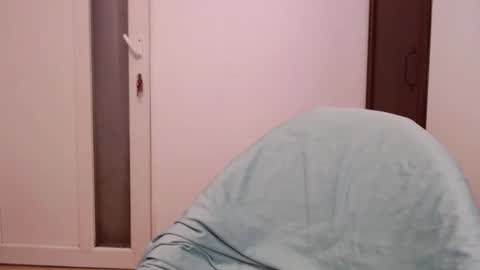 Katy online show from November 1, 7:07 pm