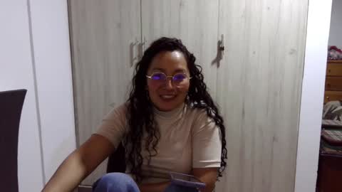 Snapshot of kawit1 chatting on December 28, 9:19 pm Khawit online show from December 28, 9:19 pm