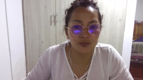 Snapshot of kawit1 chatting on January 21, 10:30 pm Khawit online show from January 21, 10:30 pm