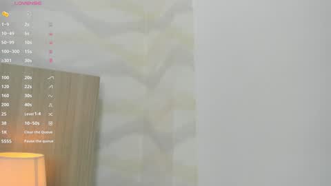   online show from December 14, 11:18 am