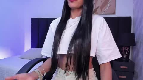 Snapshot of kayla_adams chatting on September 29, 11:37 am Kayla online show from September 29, 11:37 am