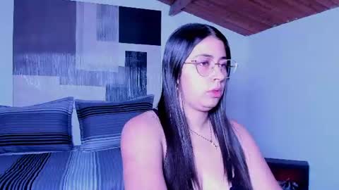kayla_vg online show from June 25, 11:23 am