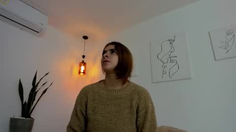      K A Y L A      online show from October 28, 11:49 am