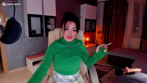 Snapshot of kaylee____77 chatting on February 13, 4:28 pm kaylee online show from February 13, 4:28 pm