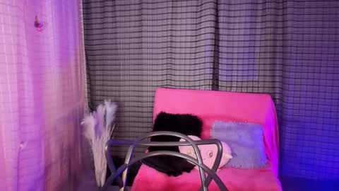 Kaylee online show from January 14, 4:01 pm