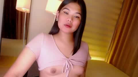Snapshot of kayleepinay chatting on December 29, 10:12 am Y O U R F U T U R E K A Y L E E online show from December 29, 10:12 am