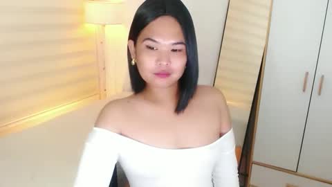 Snapshot of kayleepinay chatting on February 20, 5:09 pm Y O U R F U T U R E K A Y L E E online show from February 20, 5:09 pm