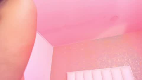 kayliebrooks online show from April 6, 7:04 pm