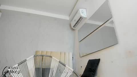 Snapshot of kayna_gomez chatting on September 21, 10:30 pm Kayna online show from September 21, 10:30 pm