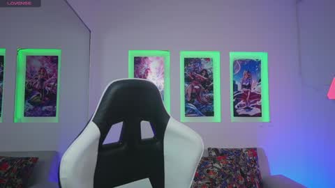 Snapshot of kayraowen chatting on September 29, 11:37 am Kayra online show from September 29, 11:37 am