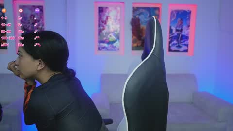 Snapshot of kayraowen chatting on October 18, 11:35 am Kayra online show from October 18, 11:35 am