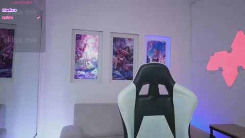 Snapshot of kayraowen chatting on October 2, 12:10 pm Kayra online show from October 2, 12:10 pm