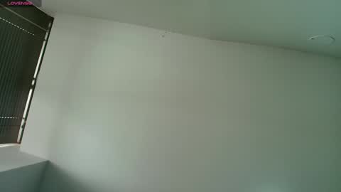 KazzuRoux001 online show from February 8, 6:44 pm