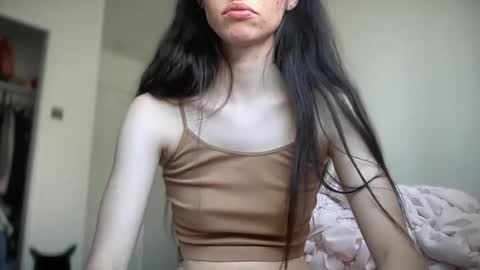Snapshot of kbarbiee69 chatting on February 25, 10:20 pm K3 online show from February 25, 10:20 pm