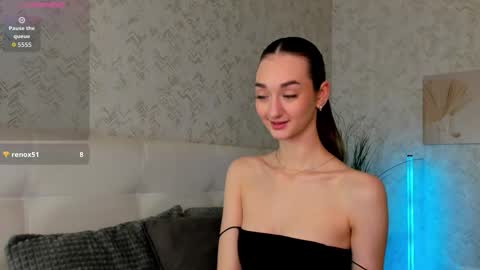 Kelly GMT 2 Su We Th Fr Sa   0300AM-09-00AM   online show from November 20, 11:00 am