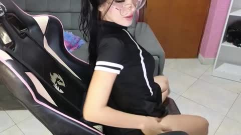 keeiity_moon online show from October 17, 2:09 pm