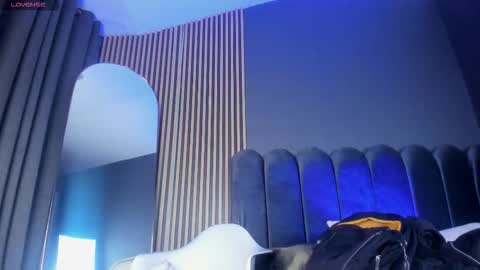 Snapshot of keila_fg chatting on October 28, 7:19 pm keila online show from October 28, 7:19 pm