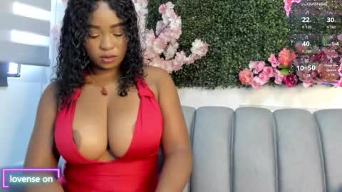 naty online show from November 10, 2:01 pm