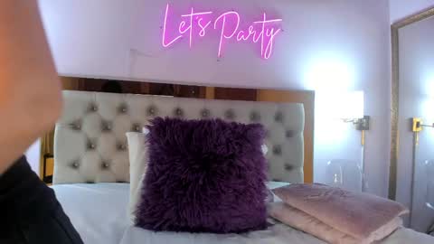 Keily online show from April 17, 11:34 am