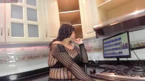   online show from March 30, 9:58 pm