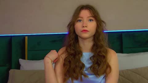 Snapshot of keiraace chatting on September 28, 6:09 am Keira online show from September 28, 6:09 am