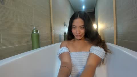 keiry_gonzalez23_aws online show from September 11, 1:06 am