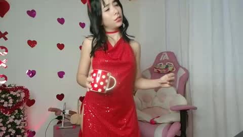   online show from February 14, 9:53 pm