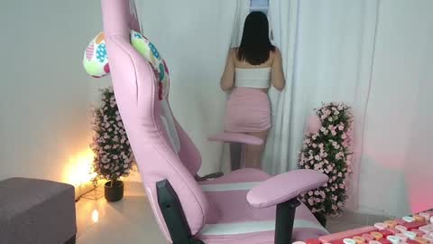   online show from January 25, 9:25 pm