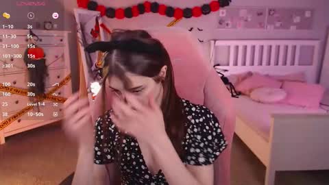 Rina online show from November 1, 8:18 am