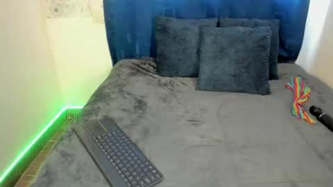 Keket online show from September 15, 8:27 pm